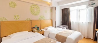 Green Tree Inn (Bengbu Railway Station Bengyi First Affiliated Hospital)