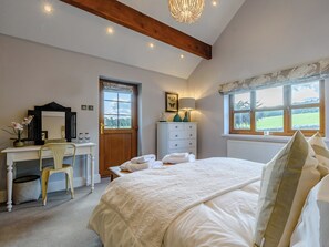 3 soverom, wi-fi (inkludert) og sengetøy