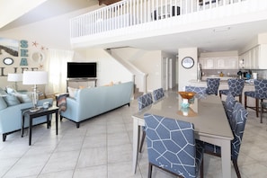 Dining - Vilano Beach ~ Oceanfront Home ~ Private Walkover! (Vilano Beach)