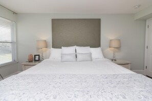 5 dormitoris, planxa i posts de planxar, wifi i roba de llit 