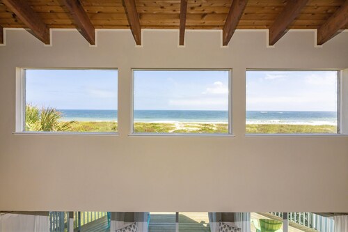 Vilano Beach ~ Oceanfront Home ~ Private Walkover!