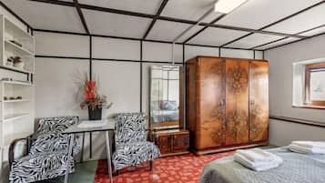 4 bedrooms, WiFi