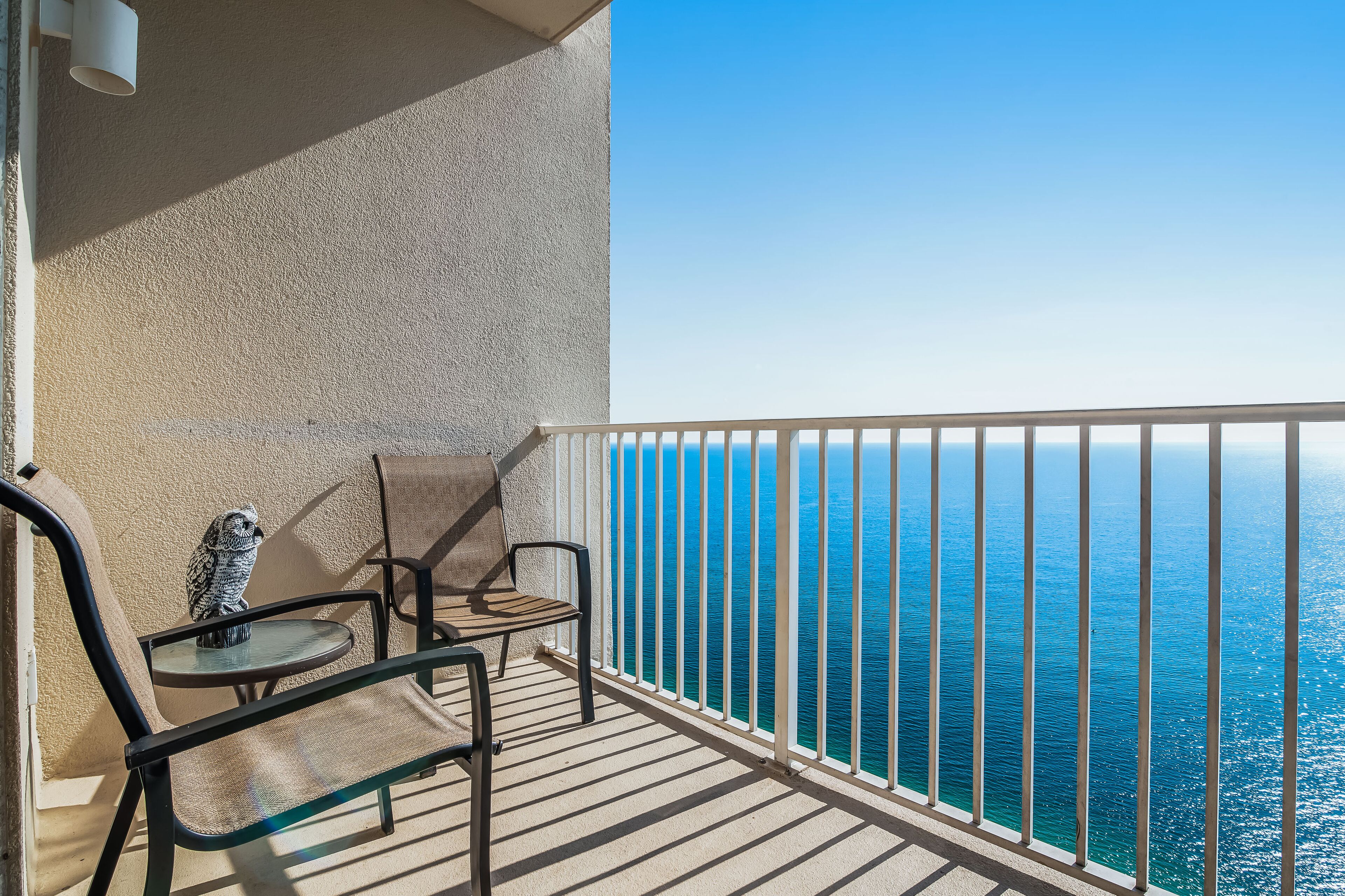 Oceanfront oasis w/ shared pools, hot tubs, beach access, & private balcony