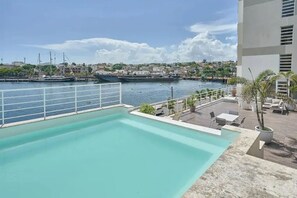 Outdoor pool, a heated pool - Amazing stay in zona colonial (Santo Domingo Este)