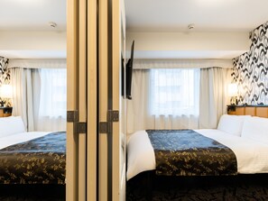 Zimmer, Nichtraucher (Connecting) | Daunenbettdecken, Schreibtisch, kostenloses WLAN, Bettwäsche