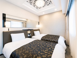 Deluxe Twin Room, Non Smoking | Down comforters, desk, free WiFi, bed sheets - APA Hotel Shin Osaka Minamikata Ekimae (Osaka)