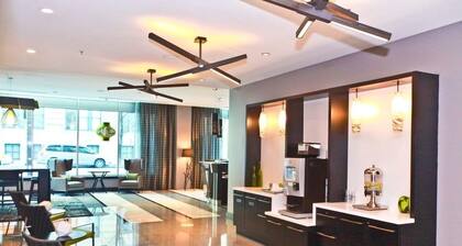2BR Furnished Apartment in Baltimore Downtown by RedAwning