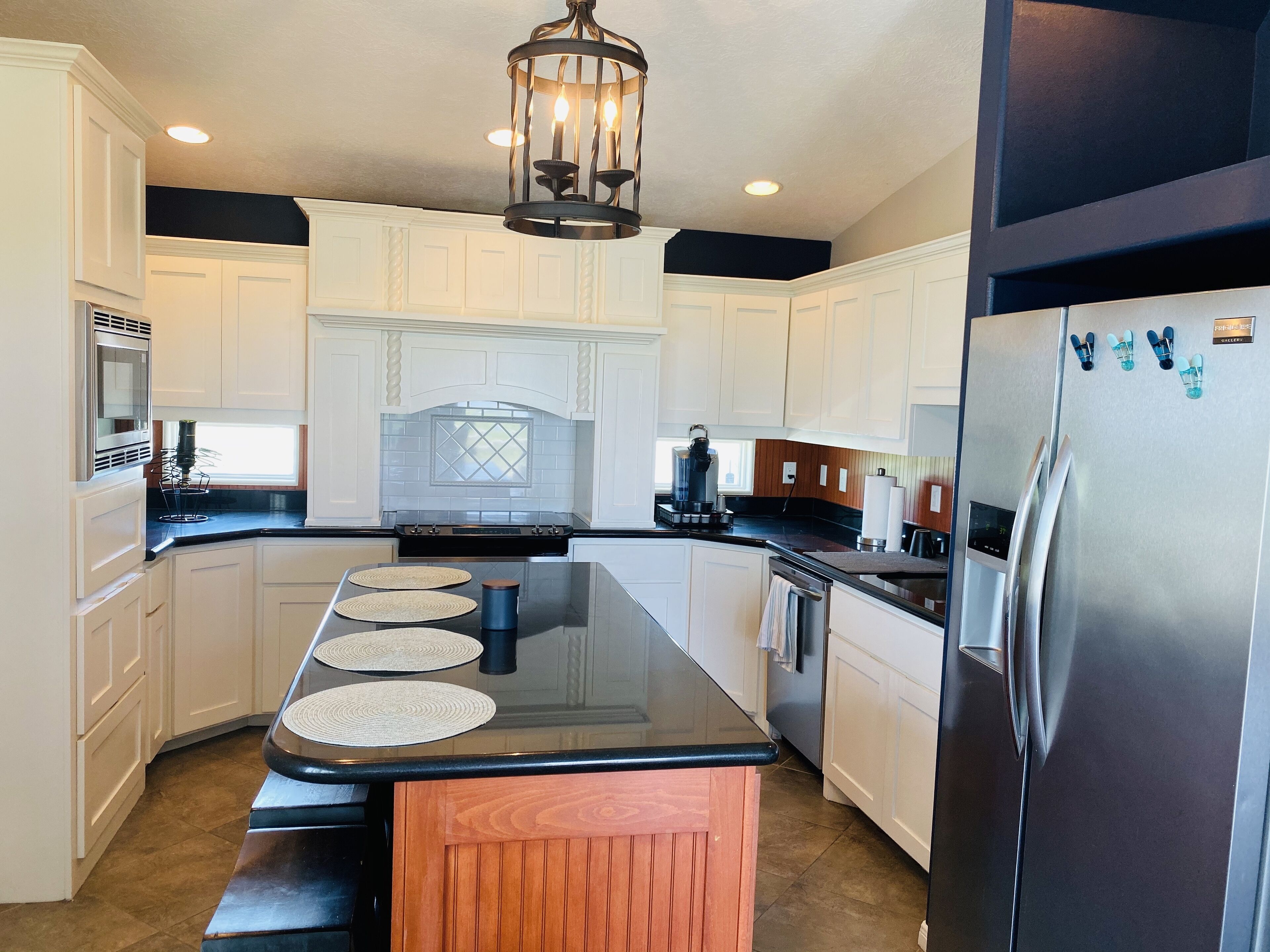 Slow M’Ocean Beach Escape