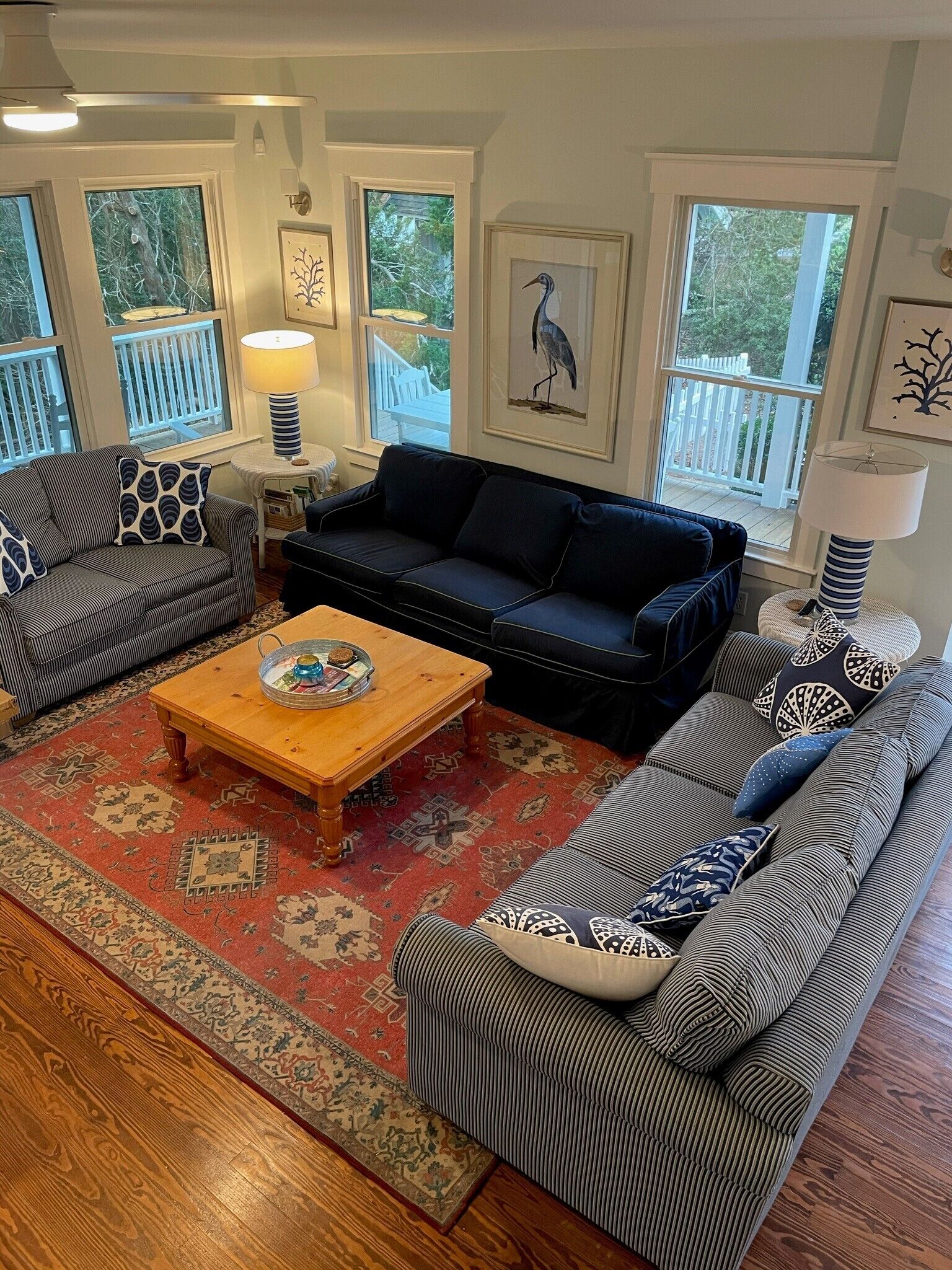 Ideal location! Charming 3 BD 2.5 BA.  Steps to beach, central to clubs!