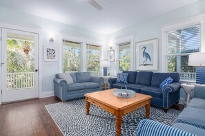 Smart TV, DVD player