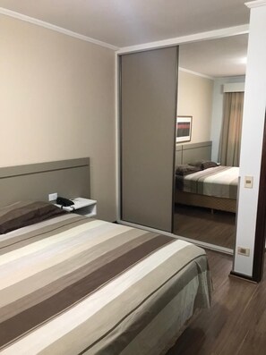 3 quartos, Wi-Fi, roupa de cama, acesso para cadeiras de rodas