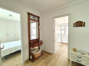 3 bedrooms, desk, iron/ironing board, WiFi - Apartment Suecia by Interhome (Benidorm)