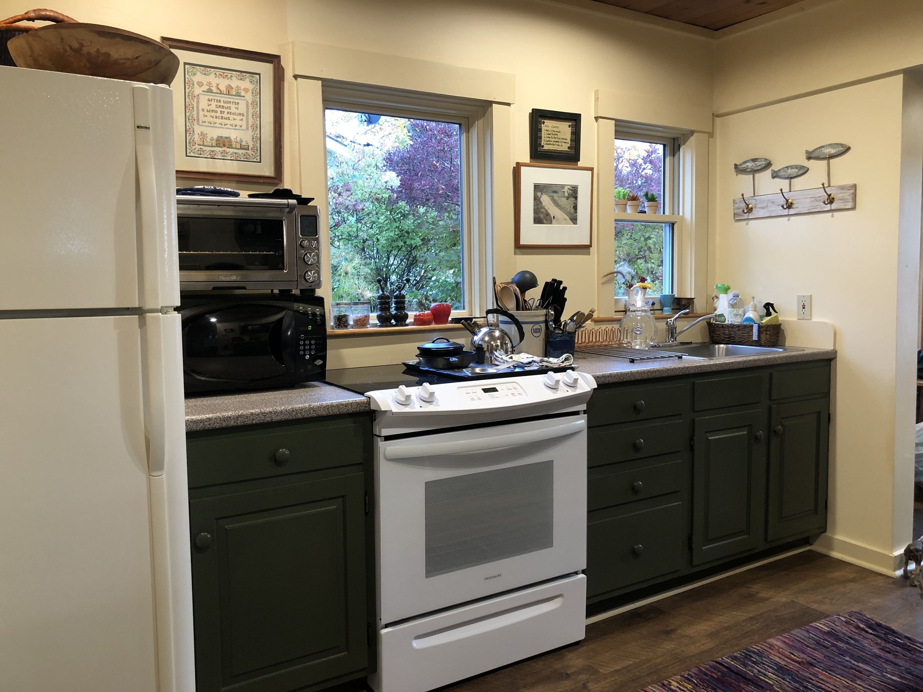 Pisgah Cottage perched on the waters edge of Lake Willoughby