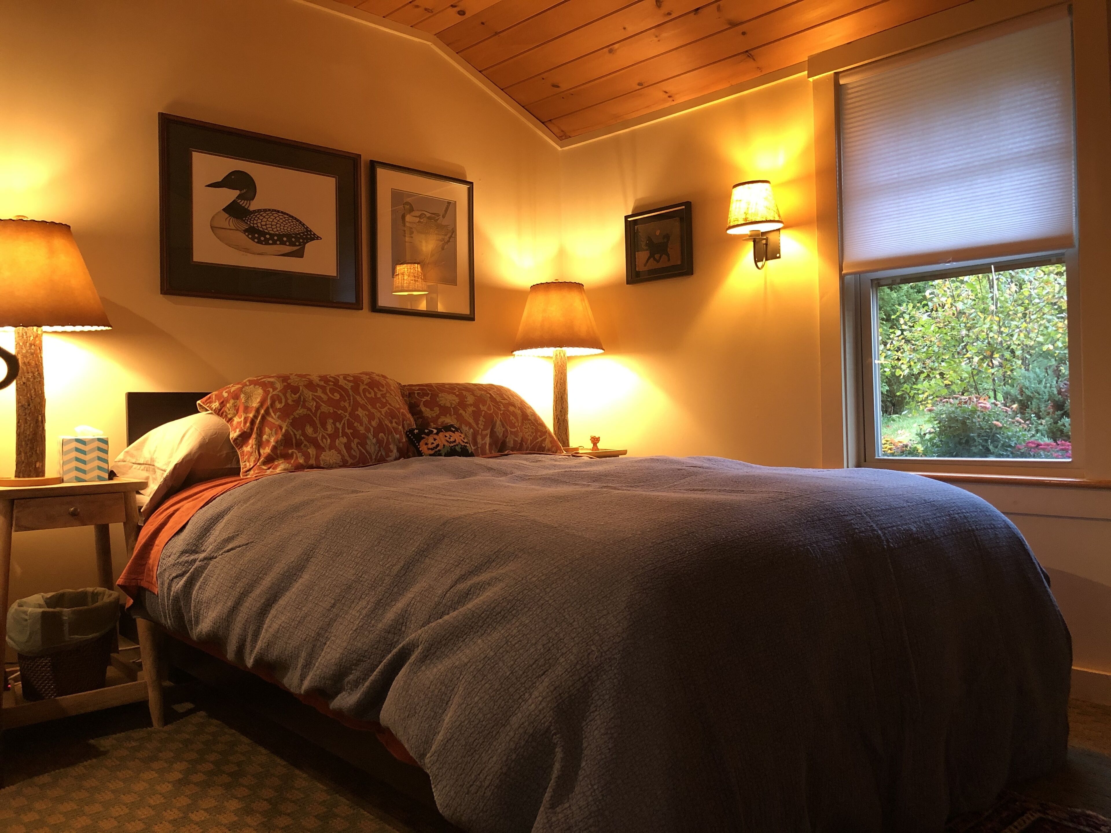 Pisgah Cottage perched on the waters edge of Lake Willoughby