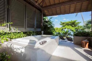 Villa (Multiple Bedrooms) | Deep soaking bathtub - Sangsuri Villa 2 (Koh Samui)