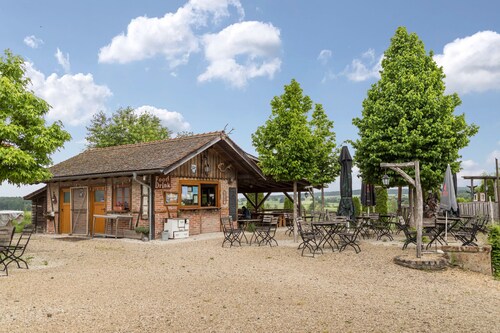 Apartment "Tipihof" with Wi-Fi & Private Terrace