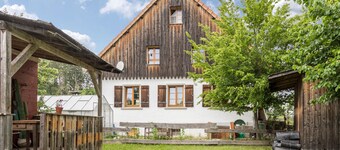 Apartment "Tipihof" with Wi-Fi & Private Terrace