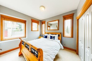 3 chambres, fer et planche à repasser, accès à Internet, literie fournie