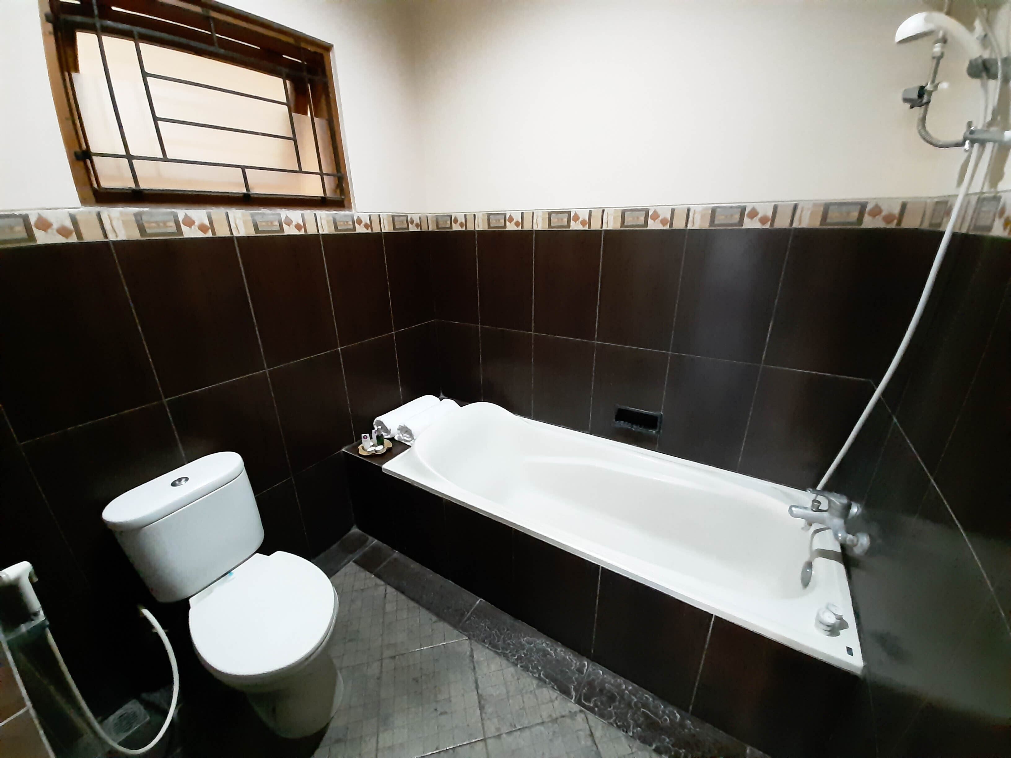 House, 3 Bedrooms | Bilik Mandi | Tuala disediakan, sabun, syampu 