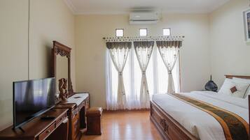 House, 3 Bedrooms | 3 bilik tidur, seterika/papan seterika, katil lipat simpan/tambahan