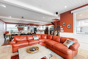 TV, fireplace, video games, DVD player