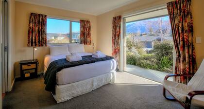 Lake Hawea Hideaway - Lake Hawea Holiday Home