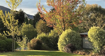 Lake Hawea Hideaway - Lake Hawea Holiday Home