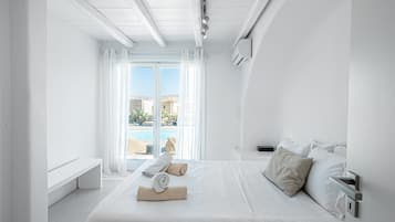 Deluxe Villa, 6 Bedrooms, Private Pool | In-room safe, individually decorated, individually furnished