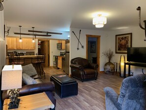 Smart TV, fireplace, DVD player