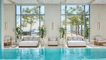 Piscine couverte