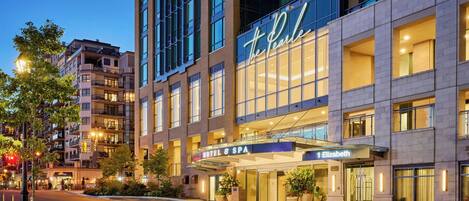 บริเวณภายนอก