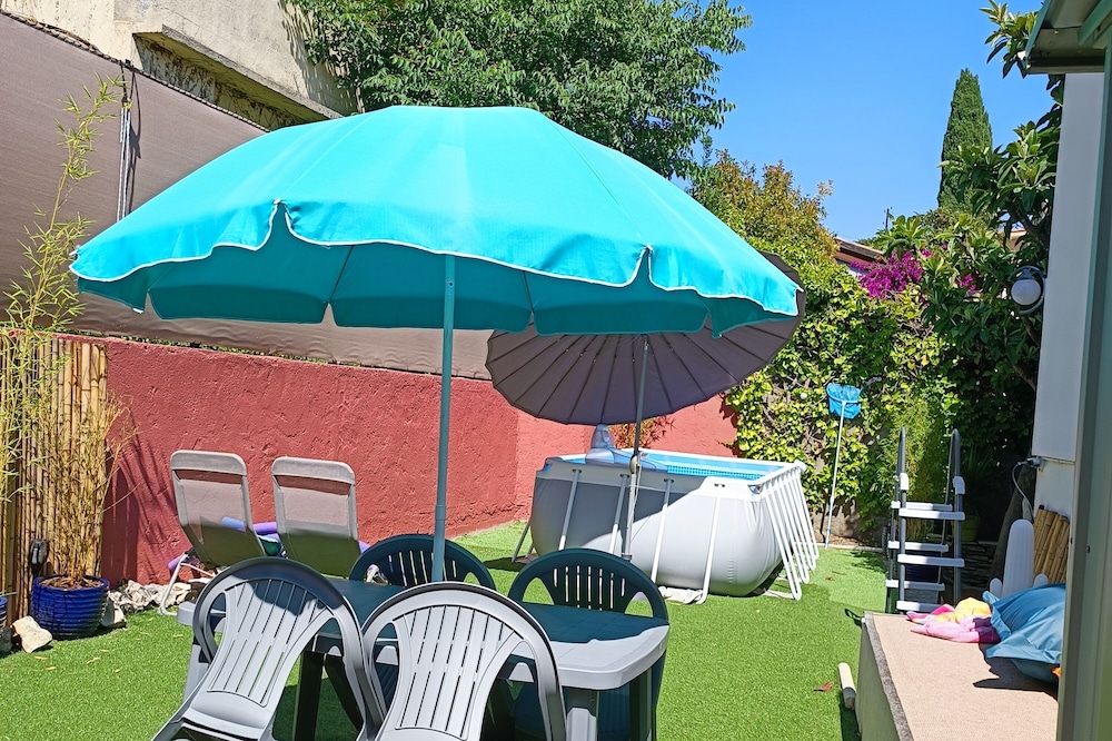 "L'ensoleiado" under the sun of the south of France. free parking