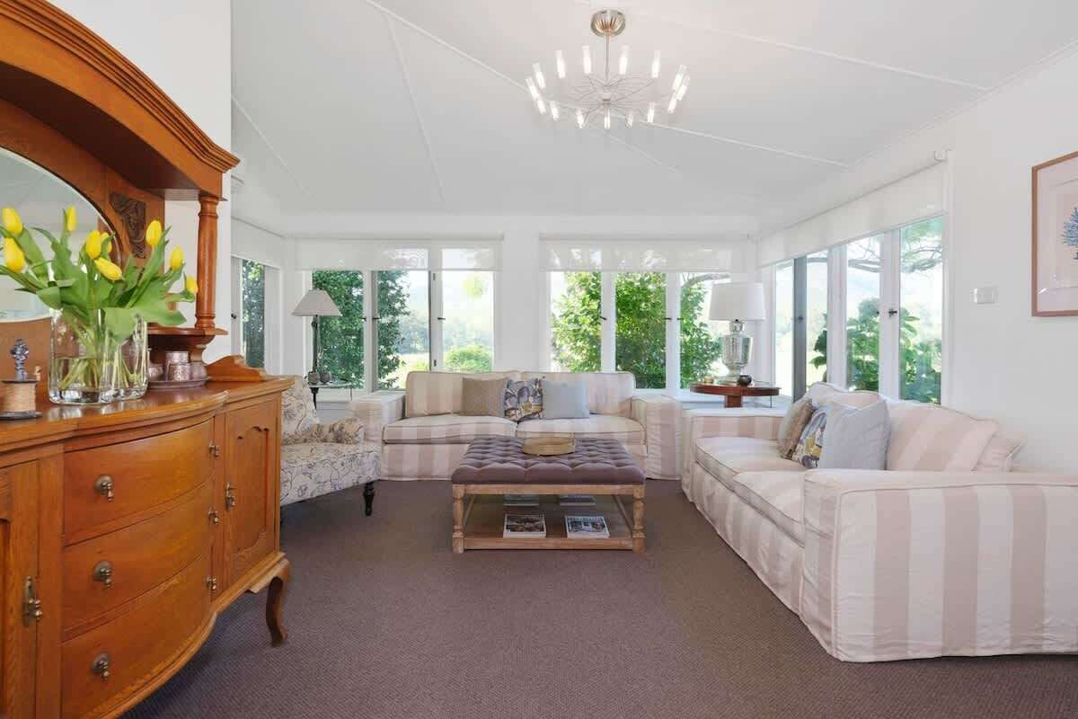 Smart TV, fireplace, offices