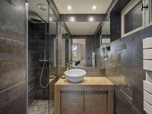 Haartrockner, Handtücher