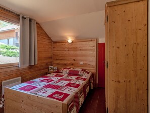 3 bedrooms