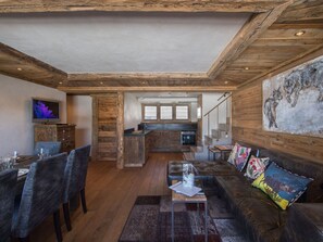 TV - Modern apartment in Courchevel 1850, close to the slopes, for 6 people (Courchevel 1850)