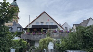 Exterior - Vacation apartment 4 - Ferienwohnungen Riedel (Pegnitz)