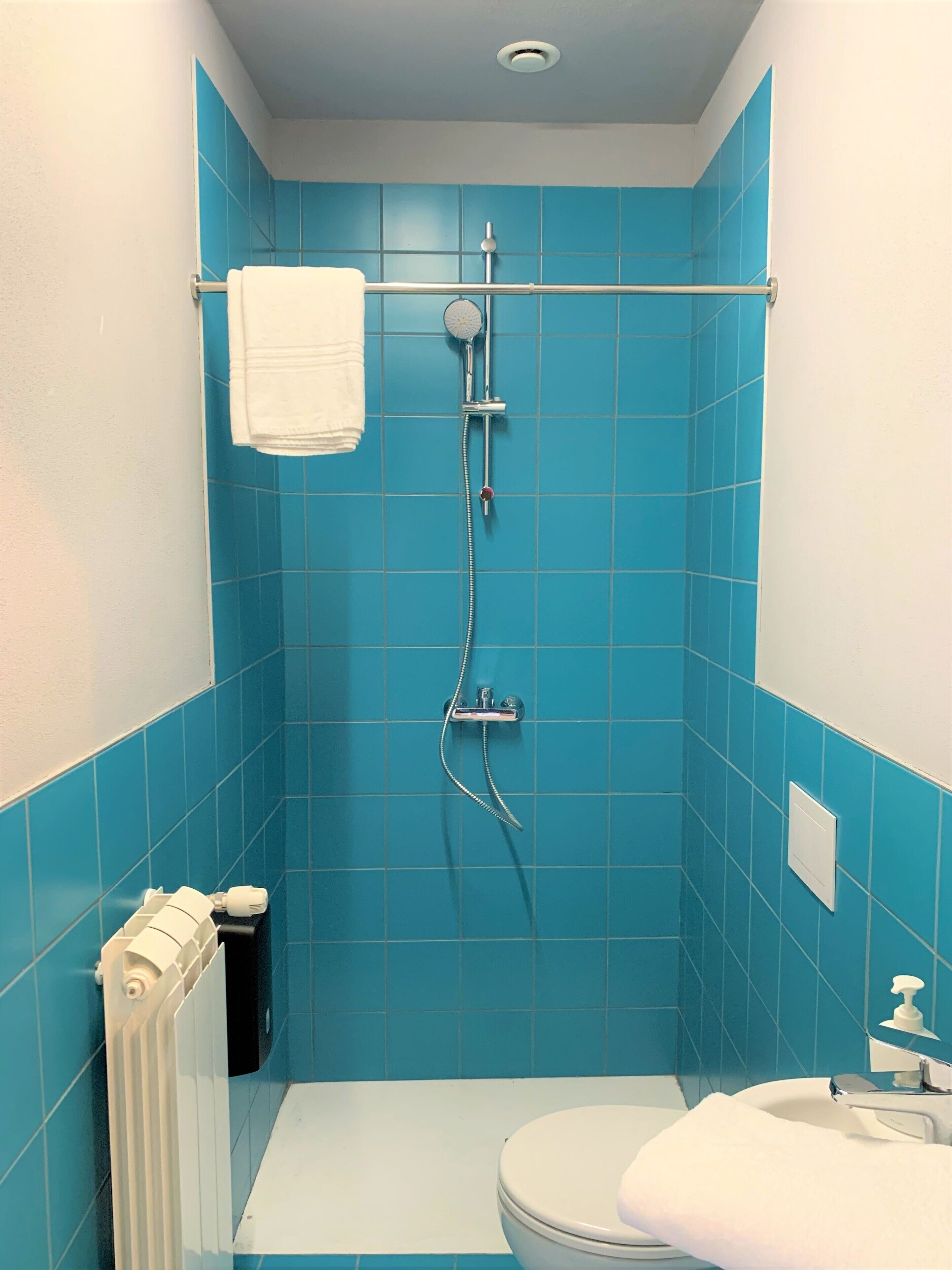 Sistema de insonorización, wifi gratis y ropa de cama 