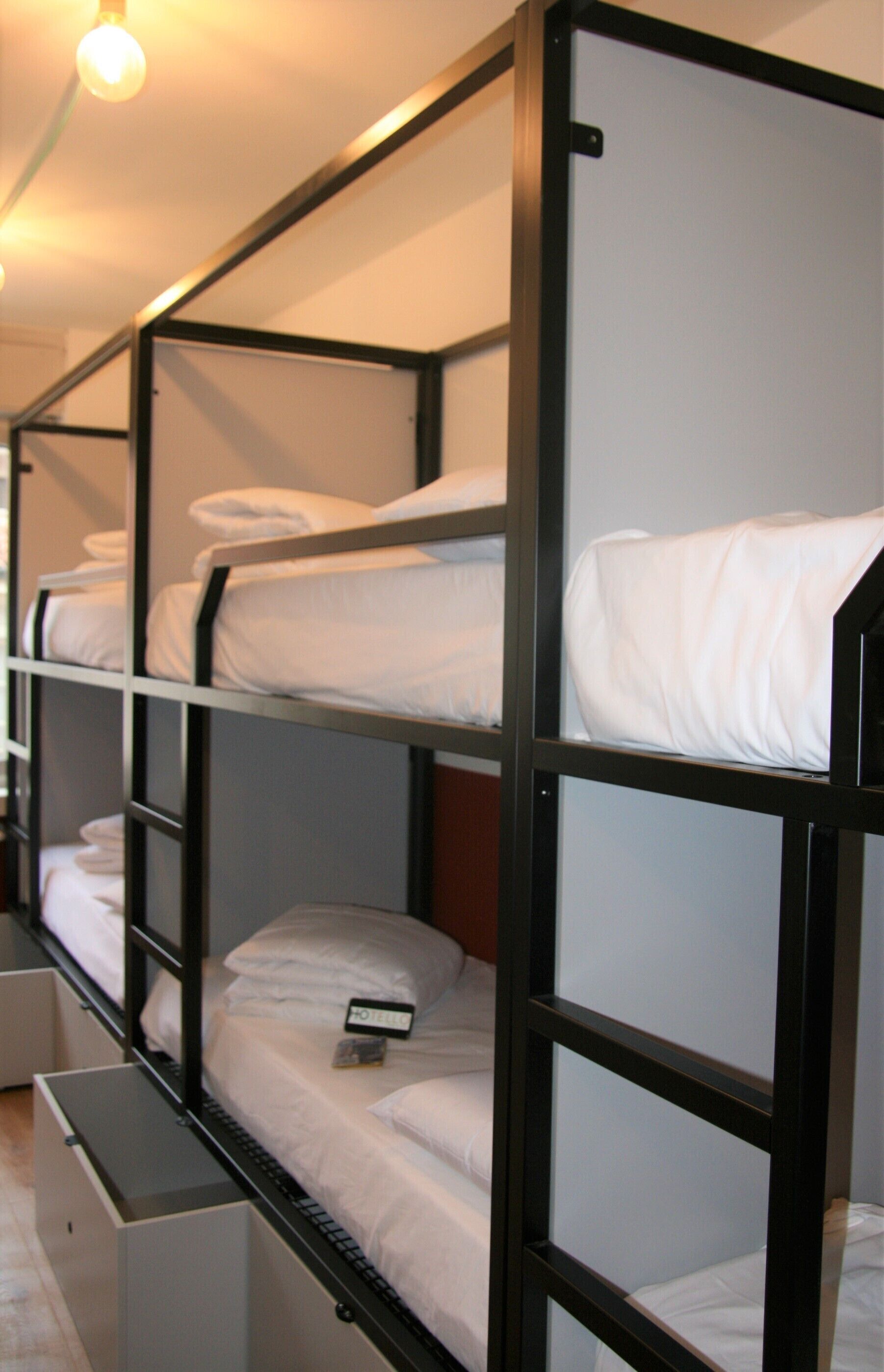 Sistema de insonorización, wifi gratis y ropa de cama 