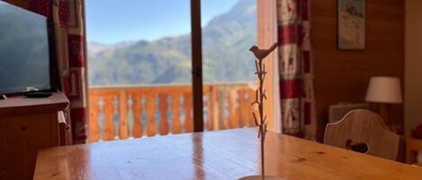 تناول الطعام