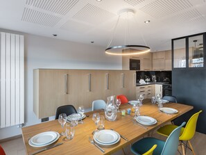 Dining - Renovated 3-bedroom apartment, Courchevel 1850, with balcony and parking (Courchevel 1850)
