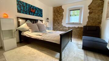 1 室のベッドルーム、アイロン / アイロン台、旅行用ベビーベッド、WiFi (無料)