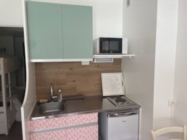 Kühlschrank, Mikrowelle