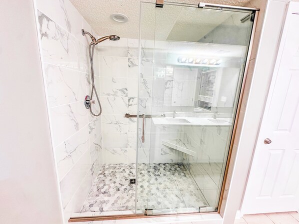 Shower, towels