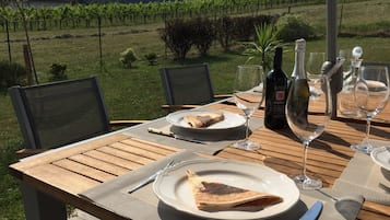 Buiten dineren