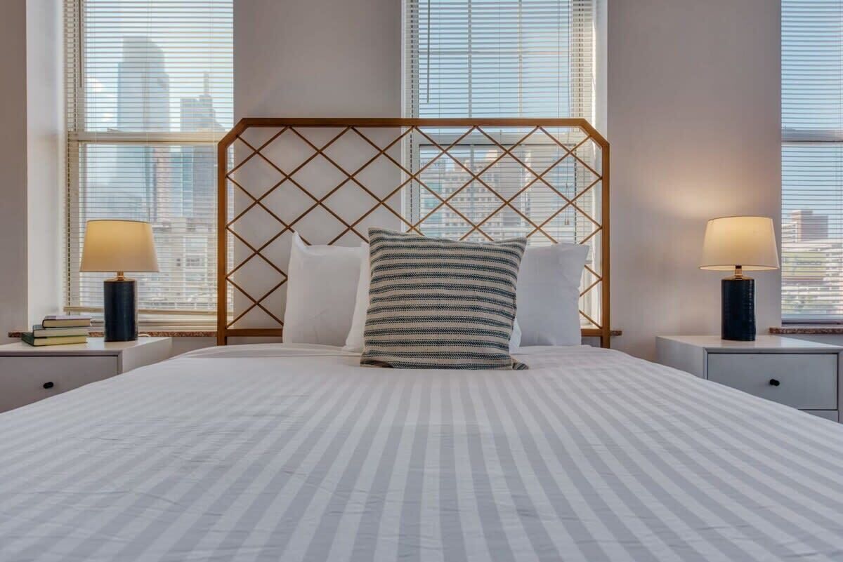 3 chambres, fer et planche à repasser, Wi-Fi, draps fournis