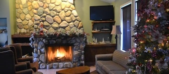 Village Creek Country Inn
