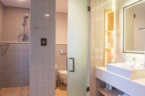 Shower, free toiletries, hair dryer, bathrobes