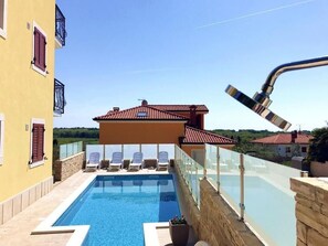 Pool - Holiday apartment Savudrija for 1 - 4 persons with 2 bedrooms - Holiday apartment (Savudrija)