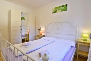 2 bedrooms - Holiday apartment Savudrija for 1 - 4 persons with 2 bedrooms - Holiday apartment (Savudrija)